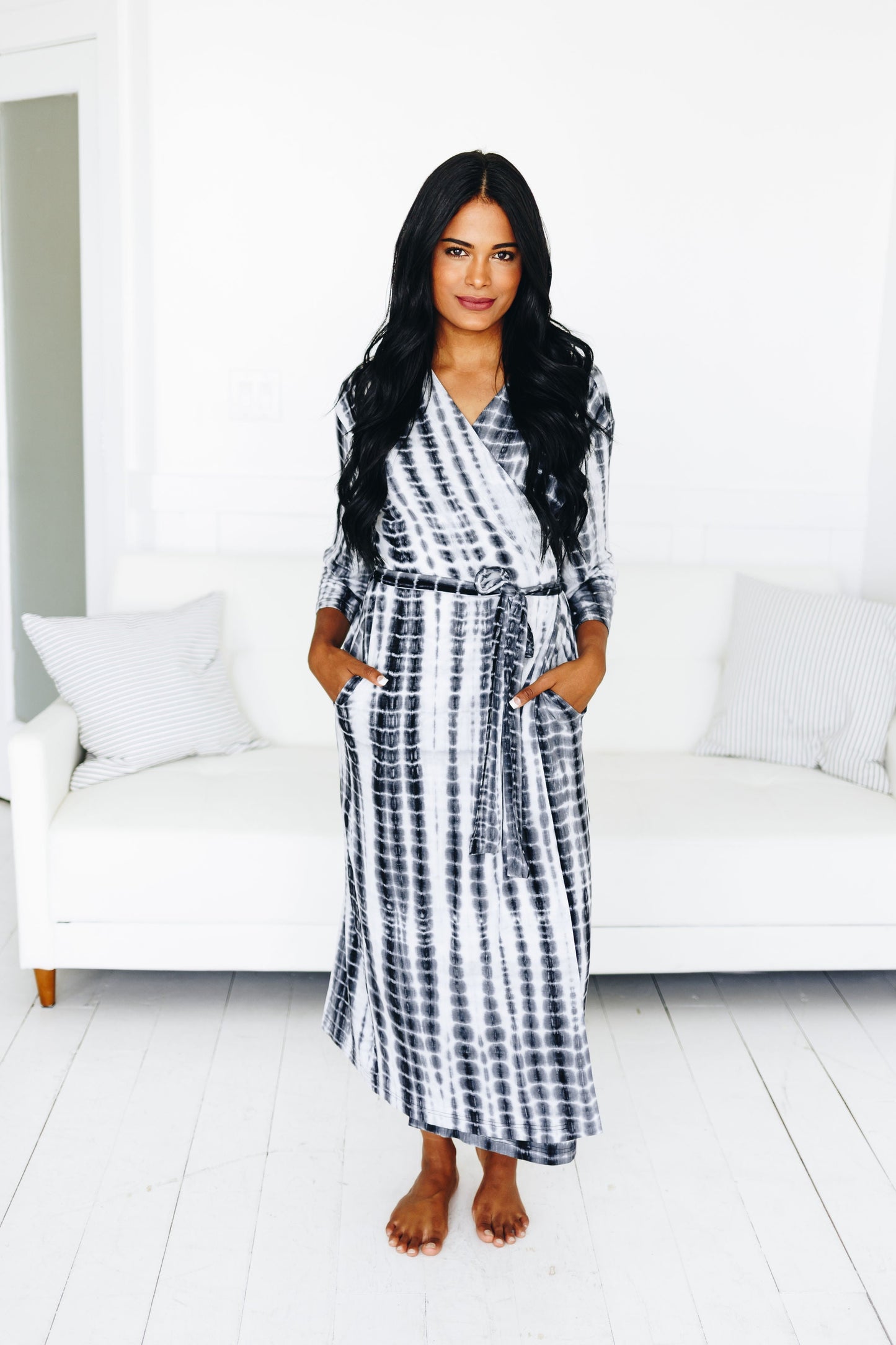 Robe- Black Tie Dye