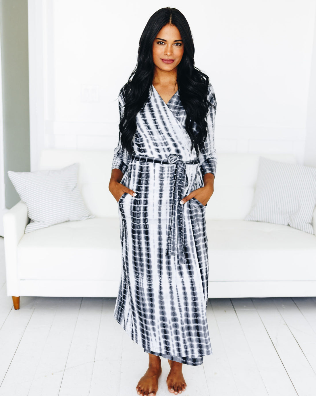 Dress Robe – Black Tie Dye