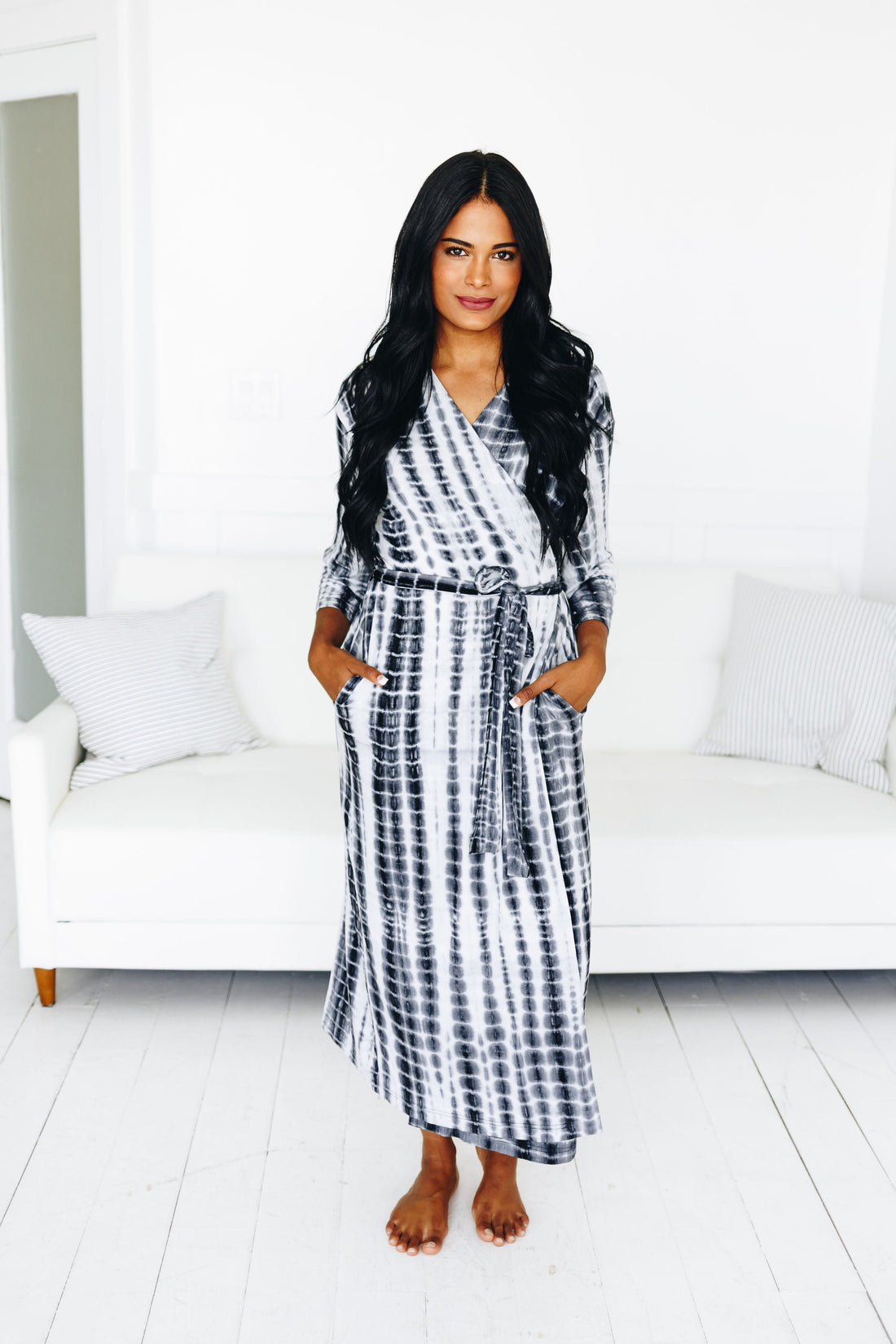 Robe- Black Tie Dye