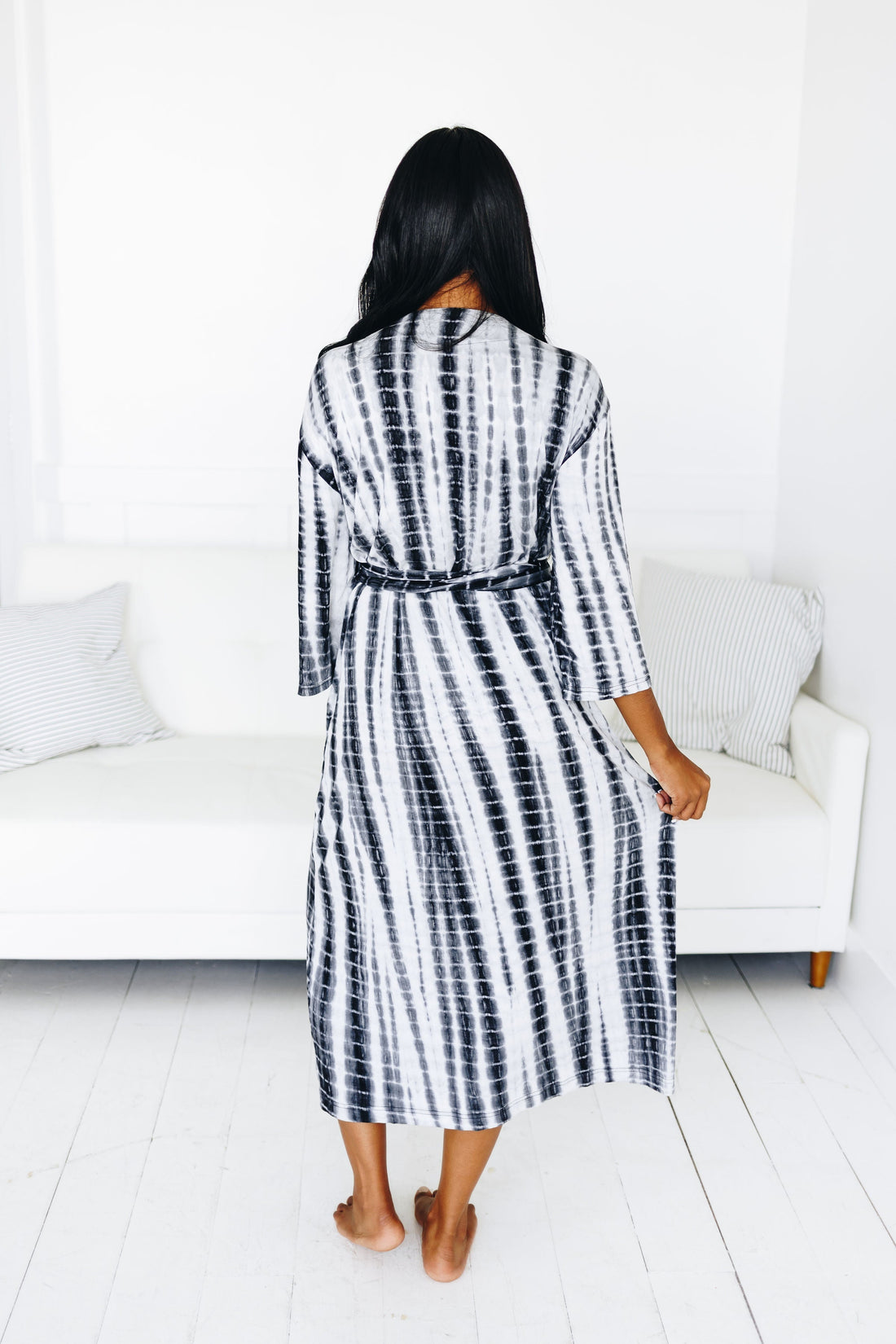 Robe- Black Tie Dye